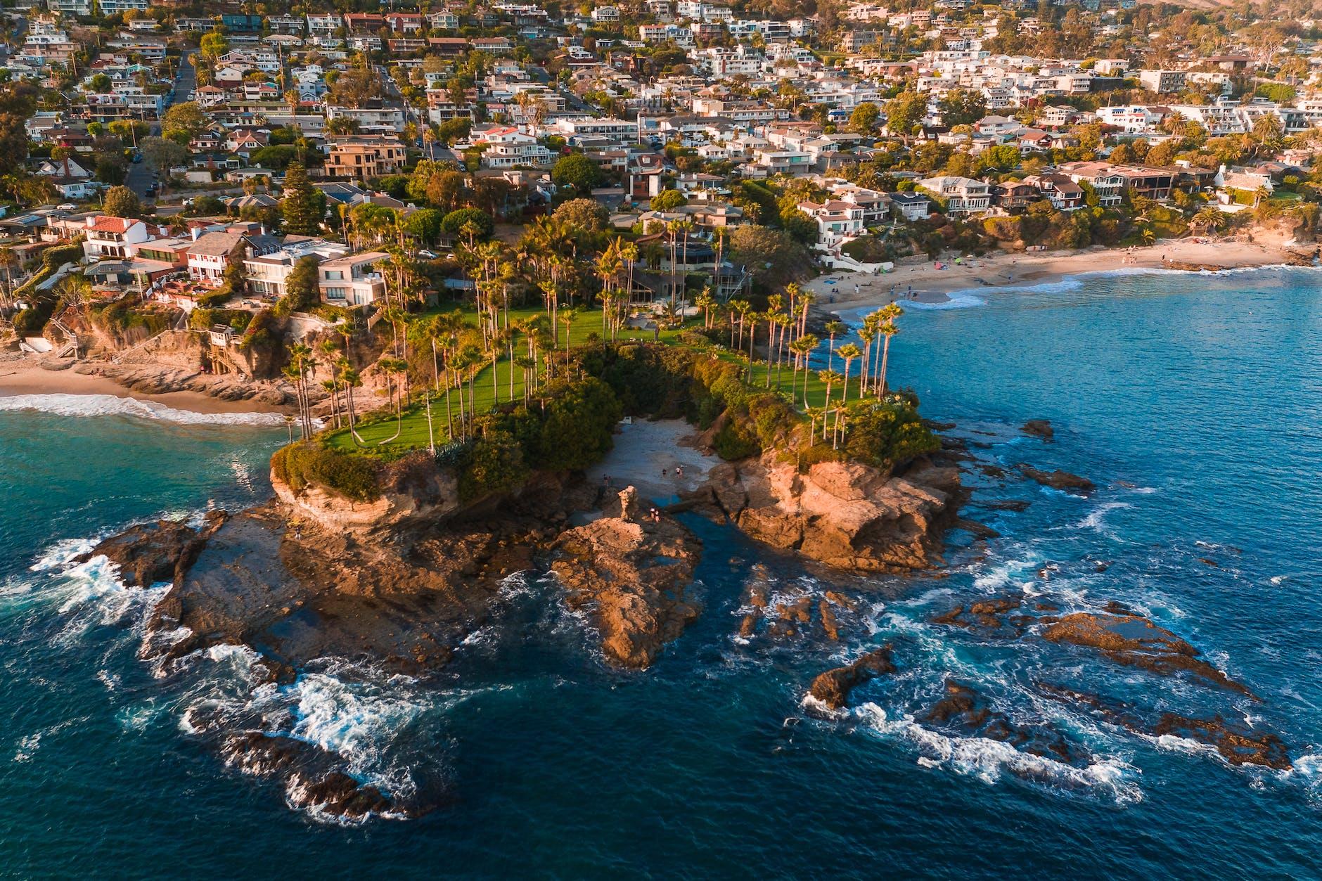 drone shot of shaws cove in orange county california